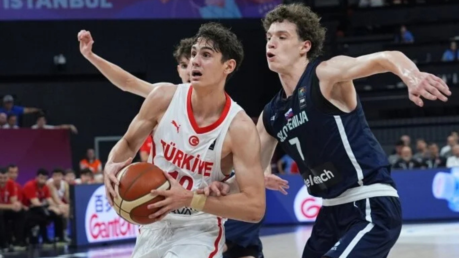 U17 Milli Takım’dan Slovenya’ya net galibiyet! 2’de 2…