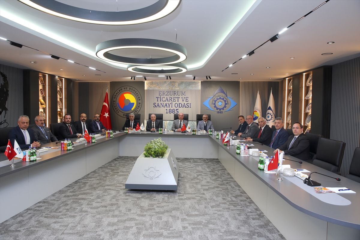 Ümit Özdağ Erzurum’da Ziyaretler Gerçekleştirdi