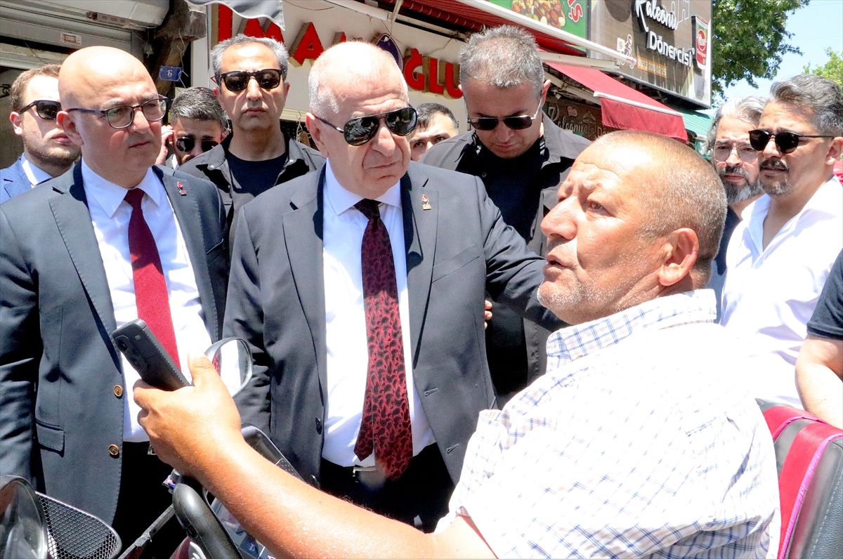 Ümit Özdağ Kayseri’de Ziyaretlerde Bulundu