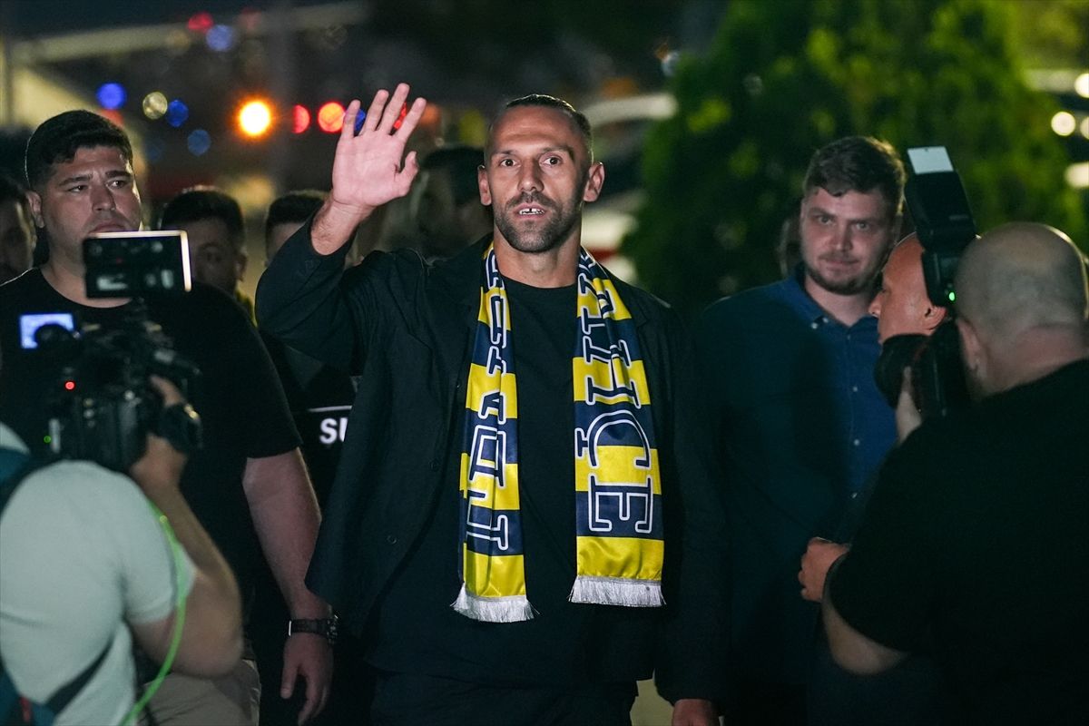Vedat Muric İstanbul’a Geldi
