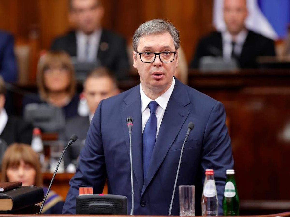Vucic, Görevinden İstifa Edeceğini Açıkladı