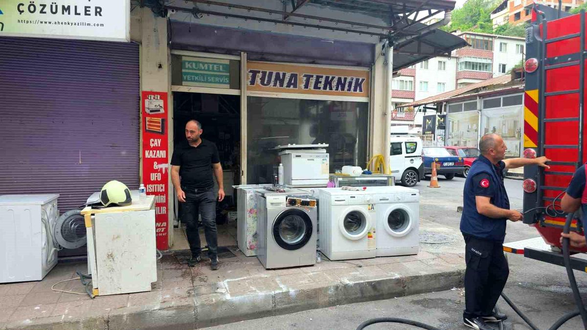 Zonguldak’ta Beyaz Eşya Tamir Atölyesinde Yangın